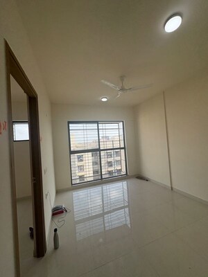 1 BHK Apartment For Rent in Lodha Golden Dream, Dombivli East