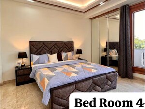 Bedroom in 5 BHK Apartment at South Extension ii – for Rent