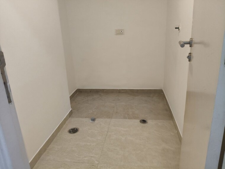 Room, hiranandani-estate-pelican 3 Bedroom 1000 Sq.Ft. Apartment In Ghodbunder Road Thane 10554231