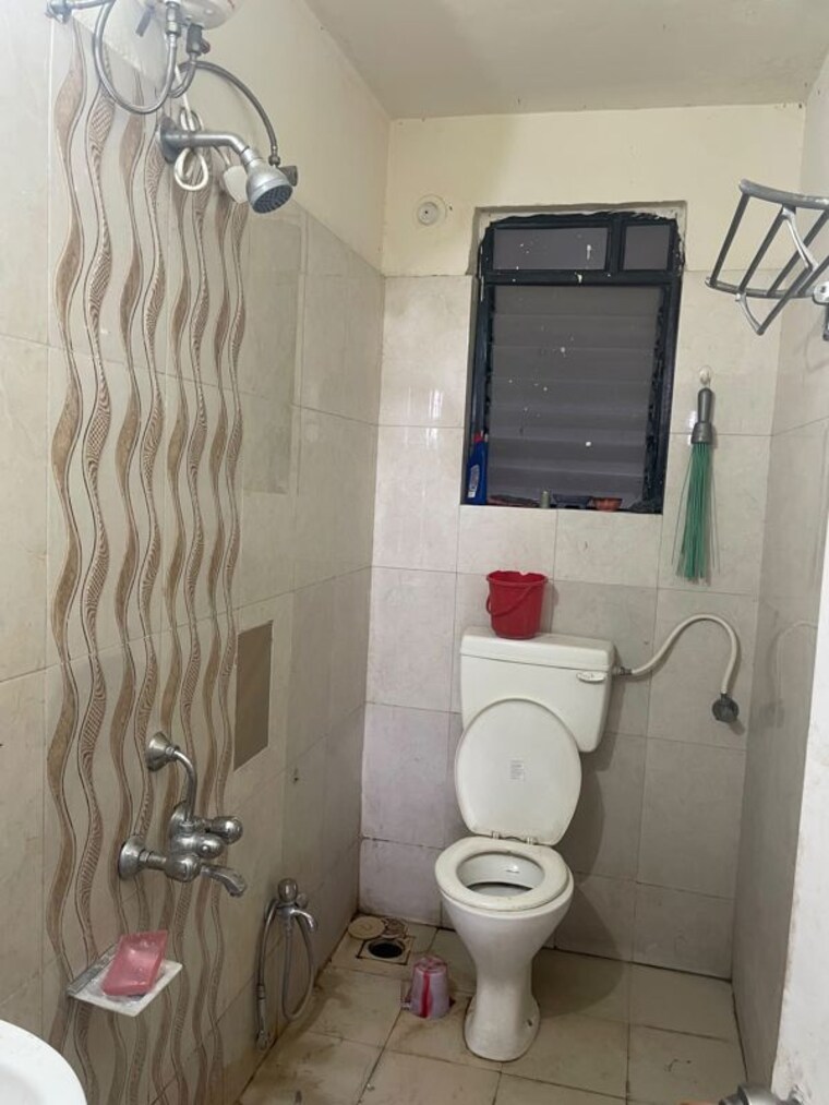 Bathroom, samarth-nagar 1 Bedroom 655 Sq.Ft. Apartment In Wadgaon Sheri Pune 10554270