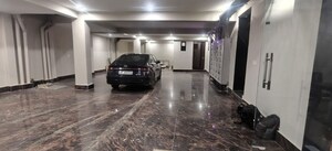 Parking in 1 RK Builder Floor at South City 1 – for Rent