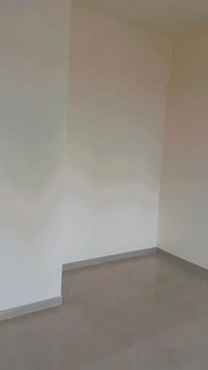 Room in 1.5 BHK Apartment at Piramal Vaikunth, Balkum Pada – for Rent