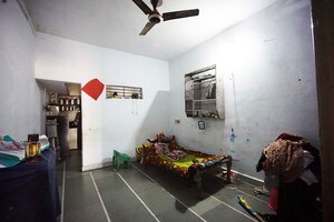 Parking in 3 BHK Independent House at Khokhara – for Sale