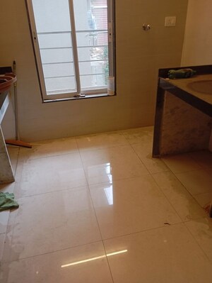 Room in 1 BHK Apartment at Jagir Apartments, Andheri East – for Rent