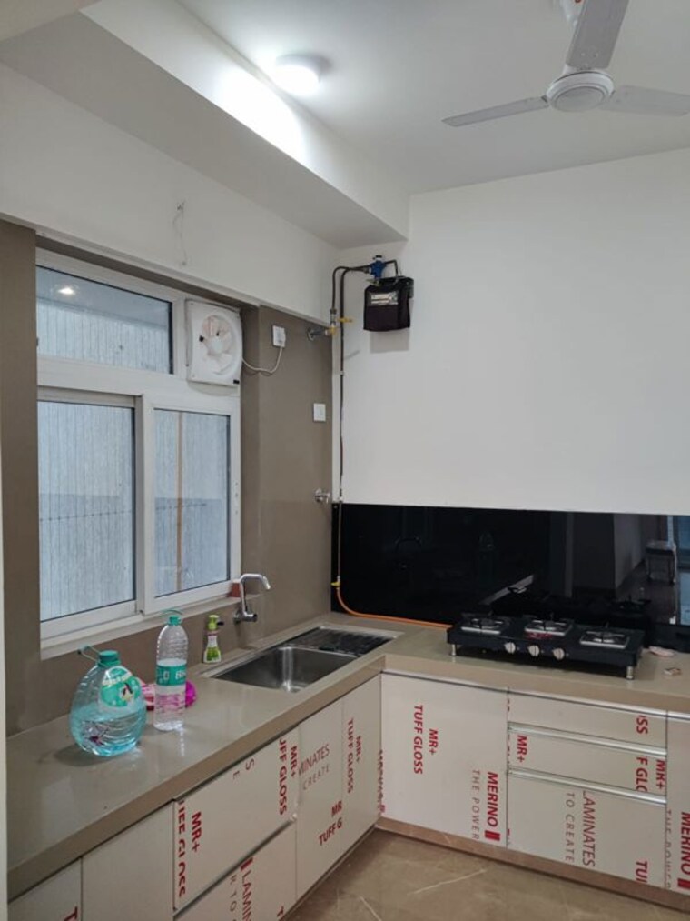 Kitchen, upper-east-97 2 Bedroom 934 Sq.Ft. Apartment In Malad East Mumbai 10554285