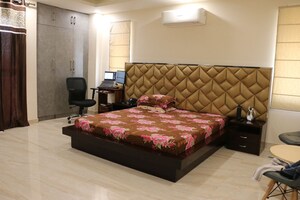 Bedroom in 4 BHK Builder Floor at Malibu Town – for Sale