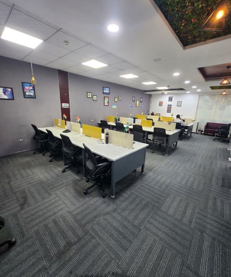 Team Area, sector 63 Commercial Office Space 1500 Sq.Ft. In Sector 63 Noida 10554373