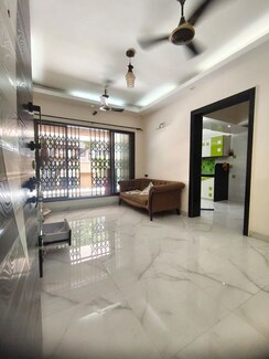 2 BHK Apartment For Rent in Shivanand Apartment Goregaon West