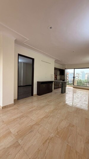 Room in 2 BHK Builder Floor at Sector 57 – for Rent