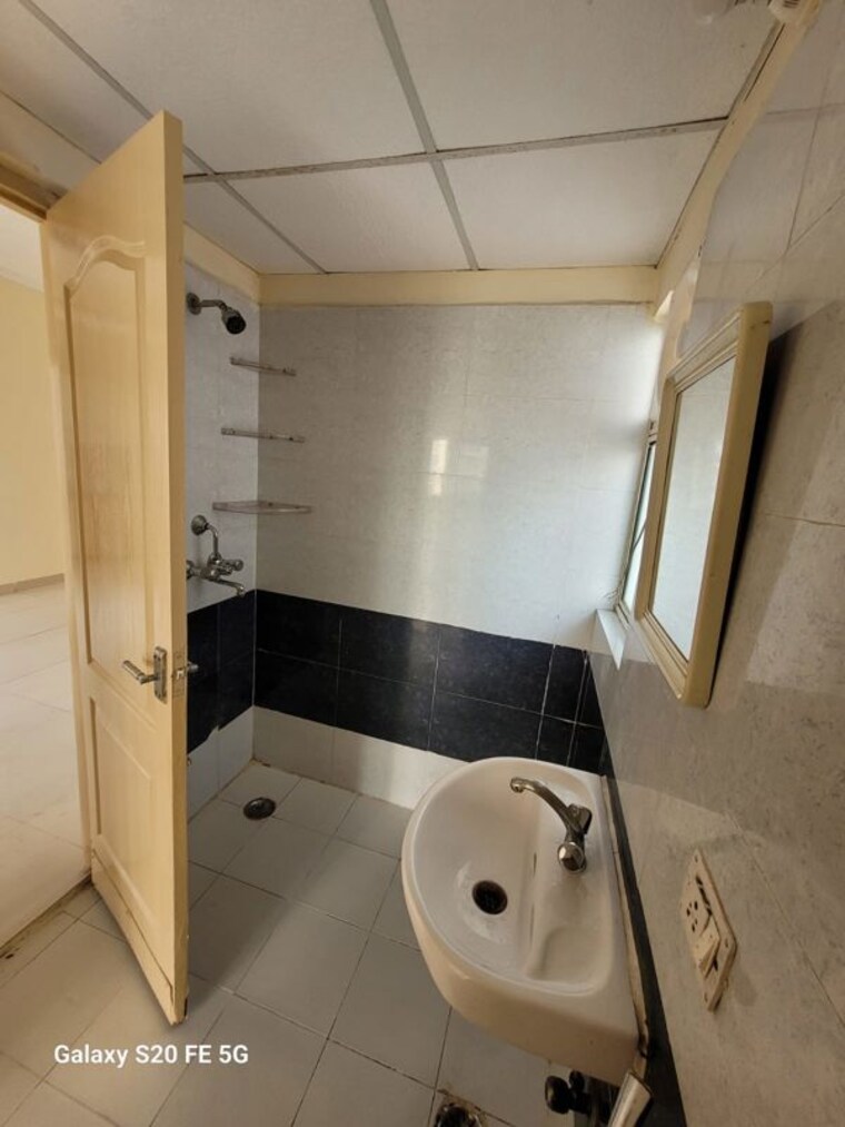 undefined, maxblis-white-house 2 Bedroom 1185 Sq.Ft. Apartment In Sector 75 Noida 10552107