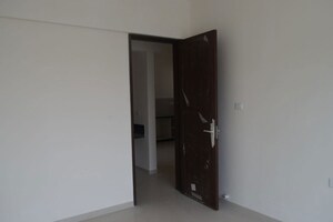 Room in 3 BHK Apartment at Kolte Patil 24K Sereno, Baner – for Sale