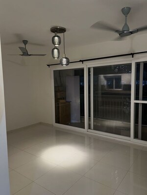 Room in 3 BHK Apartment at Godrej Park Retreat, Sarjapur Road – for Rent