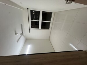 Room in 3 BHK Apartment at Godrej Park Retreat, Sarjapur Road – for Rent