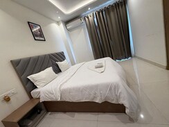 1 RkBuilder Floor For Rent in Sector 56