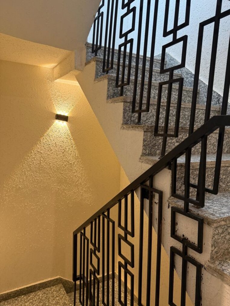 Balcony, sector 56 1 RK 250 Sq.Ft. Builder Floor In Sector 56 Gurgaon 10554419