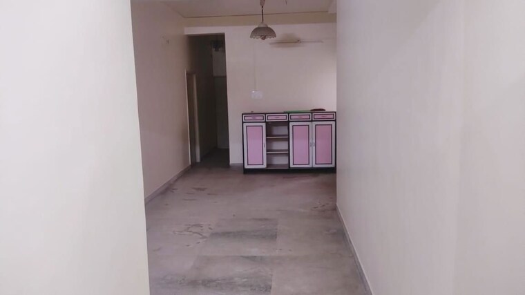 Room, prabhat road Commercial Office Space 1100 Sq.Ft. In Prabhat Road Pune 10554421