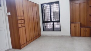 Room in  Office Space at Prabhat Road – for Rent