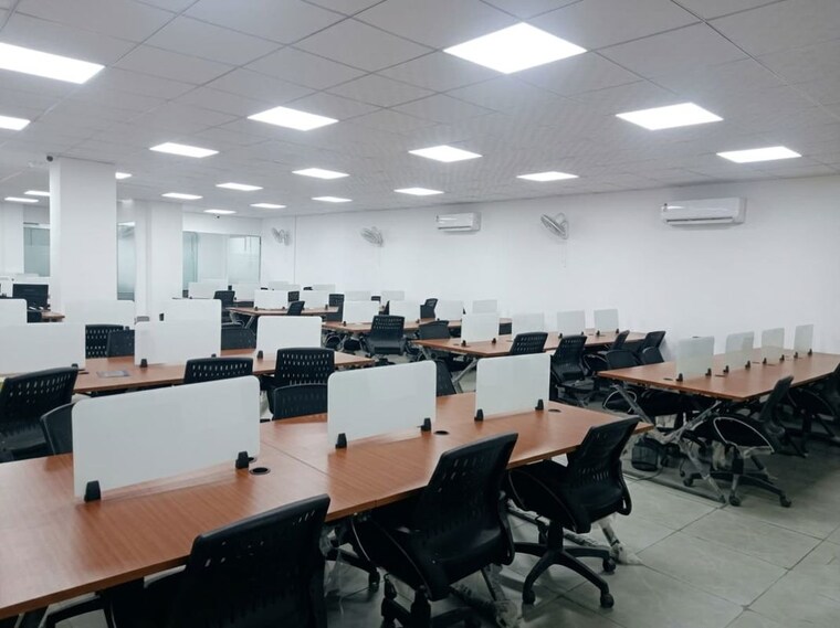 Team Area, sector 2 Commercial Office Space 4500 Sq.Ft. In Sector 2 Noida 10554424