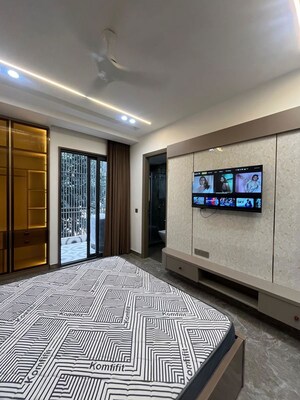 Bedroom in 1 RK Builder Floor at Sector 55 – for Rent