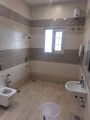 Bathroom in 1 BHK Builder Floor at Sector 82 – for Rent