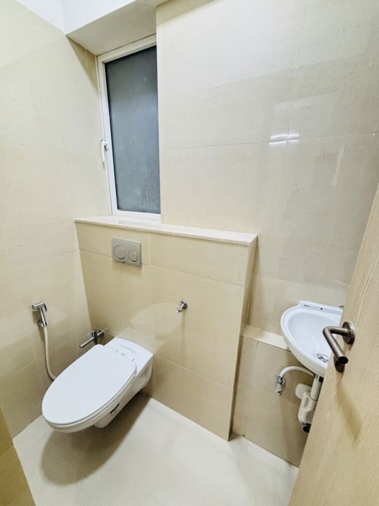 Bathroom, l-and-t-rejuve-360 3.5 Bedroom 1310 Sq.Ft. Apartment In Mulund West Mumbai 10554428