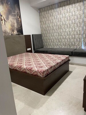 Bedroom in 3 BHK Apartment at Oberoi Exquisite Goregaon, Goregaon East – for Rent