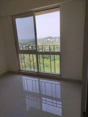 Room in 1 BHK Apartment at Vijay Orovia, Ghodbunder Road – for Rent