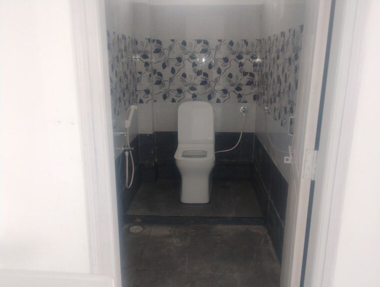 Bathroom, abhinandana-concorde 2 Bedroom 1200 Sq.Ft. Apartment In Puppalaguda Hyderabad 10554452