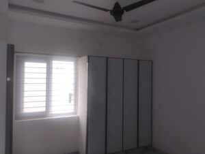 Room in 2 BHK Apartment at Abhinandana Concorde, Puppalaguda – for Rent