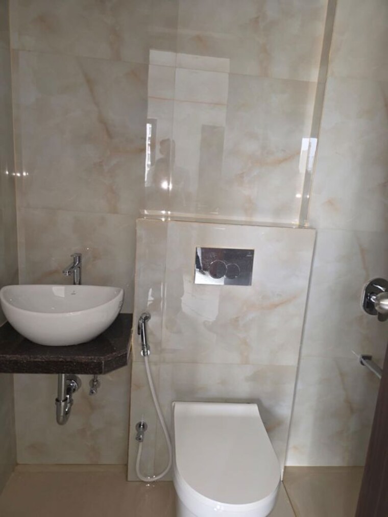 Bathroom, raymond-ten-x-vibes 2 Bedroom 590 Sq.Ft. Apartment In J K Gram Thane 10554463