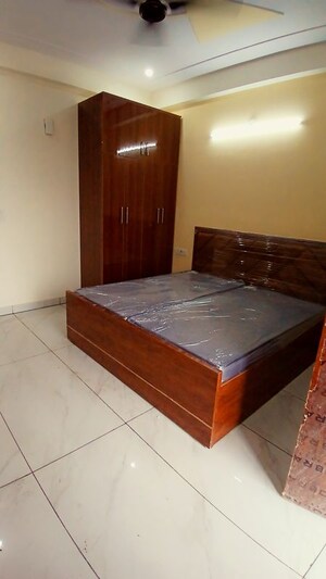 1 RK Builder Floor For Rent in Sector 56