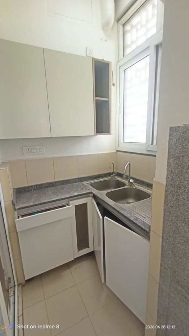 Kitchen, krrish-shalimar-ibiza-town 3.5 Bedroom 2390 Sq.Ft. Apartment In Suraj Kund Faridabad 10554480
