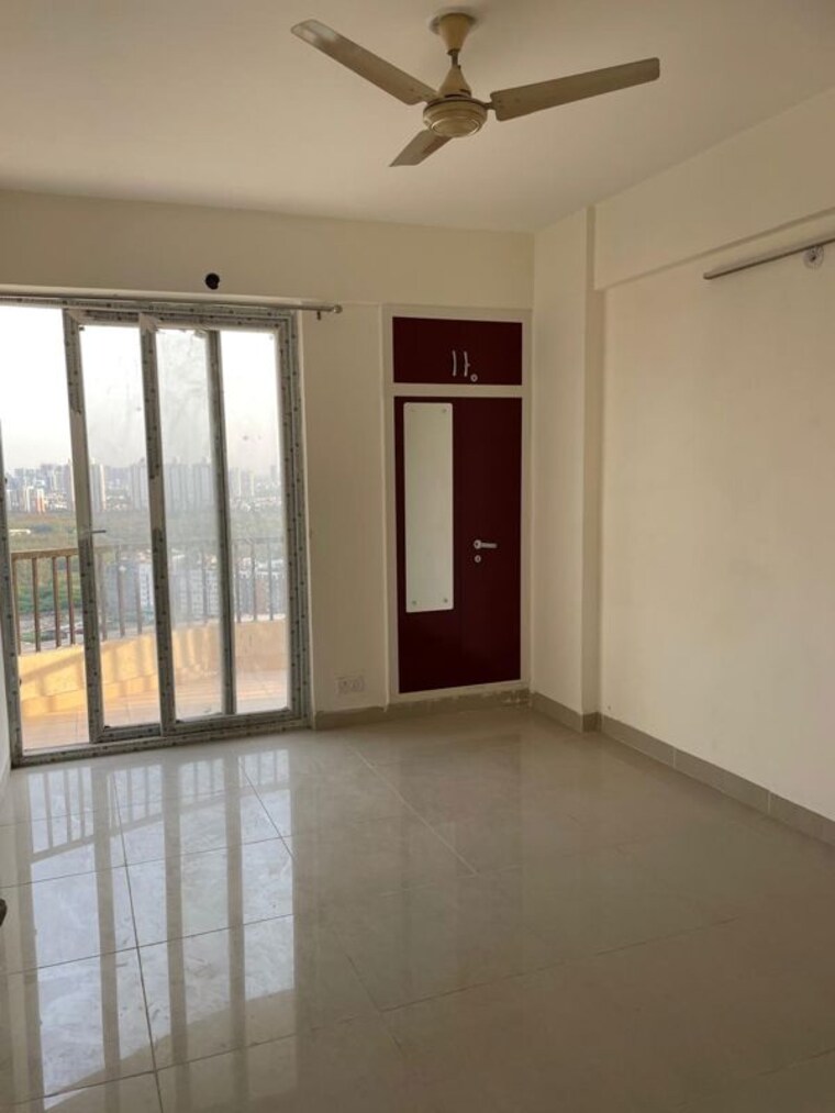 Room, sunworld-vanalika 3.5 Bedroom 1730 Sq.Ft. Apartment In Sector 107 Noida 10554513