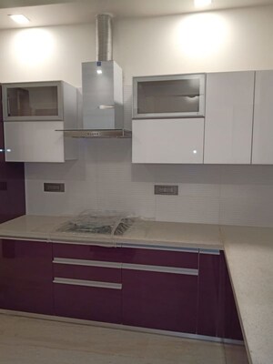 Kitchen in 3 BHK Builder Floor at Amolik Aster Woods, Sector 98 – for Sale