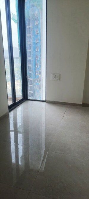 Room in 3.5 BHK Apartment at Damji Shamji Mahavir Spring Tulip Phase 1, Pokhran Road No Two – for Rent