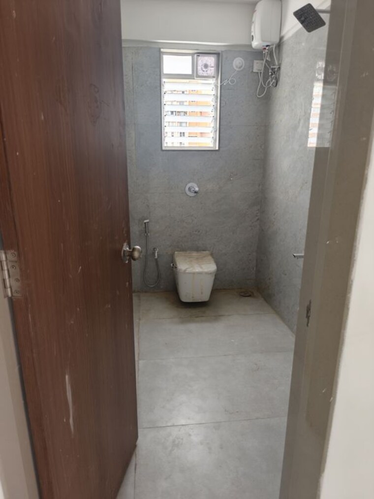 Bathroom, prerna-apartment-andheri 1 Bedroom 440 Sq.Ft. Apartment In Andheri West Mumbai 10554532