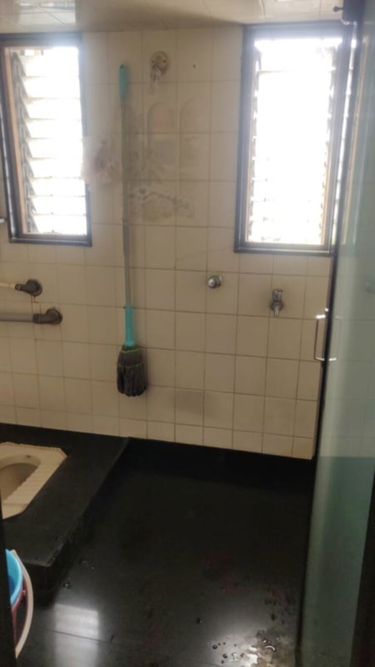 Bathroom, sarita-apartment-chunabhatti 2 Bedroom 850 Sq.Ft. Apartment In Chunabhatti Mumbai 10510153