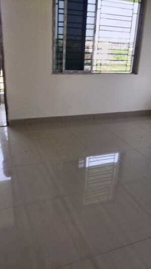 Room in 3 BHK Apartment at Kolkatta Gpo – for Sale