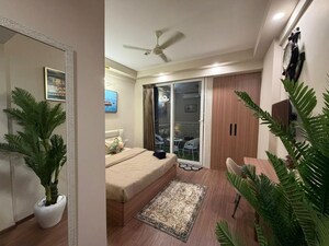 Room in Studio Apartment at Omaxe India Trade Center, Alpha Ii Greater Noida – for Sale