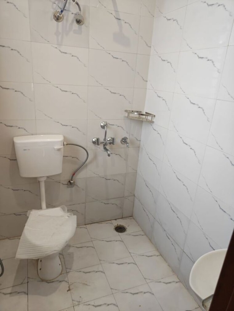 Bathroom, sector 82 1 Bedroom 250 Sq.Ft. Builder Floor In Sector 82 Mohali 10554811