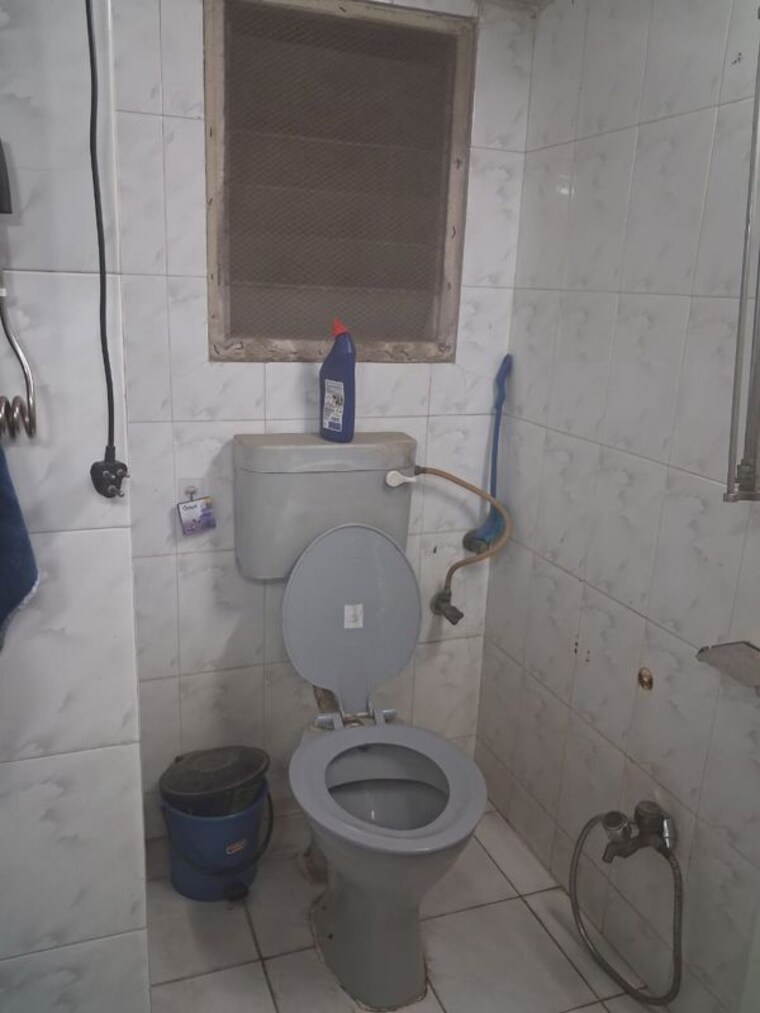 Bathroom, adinath-chs-antop-hill 1 RK 380 Sq.Ft. Apartment In Antop Hill Mumbai 10554798