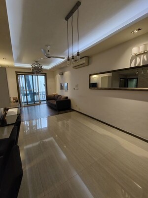 Living Room in 2 BHK Apartment at Cunningham Road – for Rent