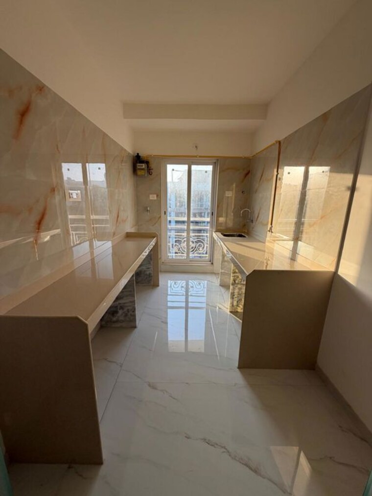Kitchen, santacruz west 3 Bedroom 882 Sq.Ft. Apartment In Santacruz West Mumbai 10554823