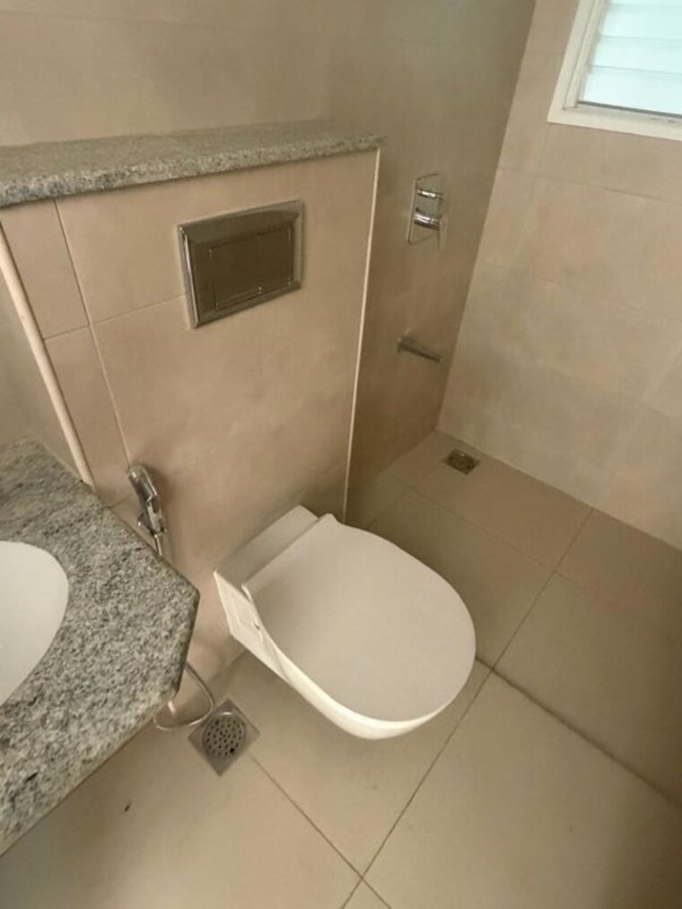 Bathroom, prestige-serenity-shores 3 Bedroom 1725 Sq.Ft. Apartment In Whitefield Bangalore 10554808