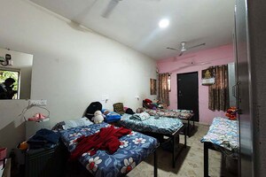 Bedroom in 6+ BHK Independent House at Dhankawadi – for Sale