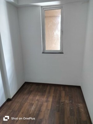 Room in 3 BHK Apartment at Kolte Patil 24K Stargaze, Bavdhan – for Rent