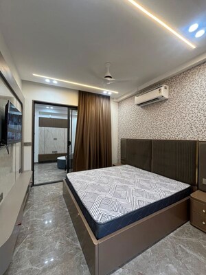 Bedroom in 1 BHK Builder Floor at Sector 56 – for Rent