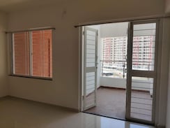 2 BHK + Store Room Apartment For Sale in Archana Kohinoor Glory