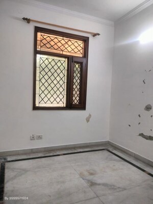 Room in 2 BHK Apartment at CGHS Sahyog Apartments, Sector 56 – for Rent