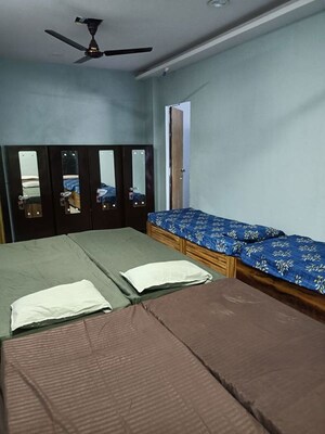 Bedroom in  Pg at Andheri West – for Rent